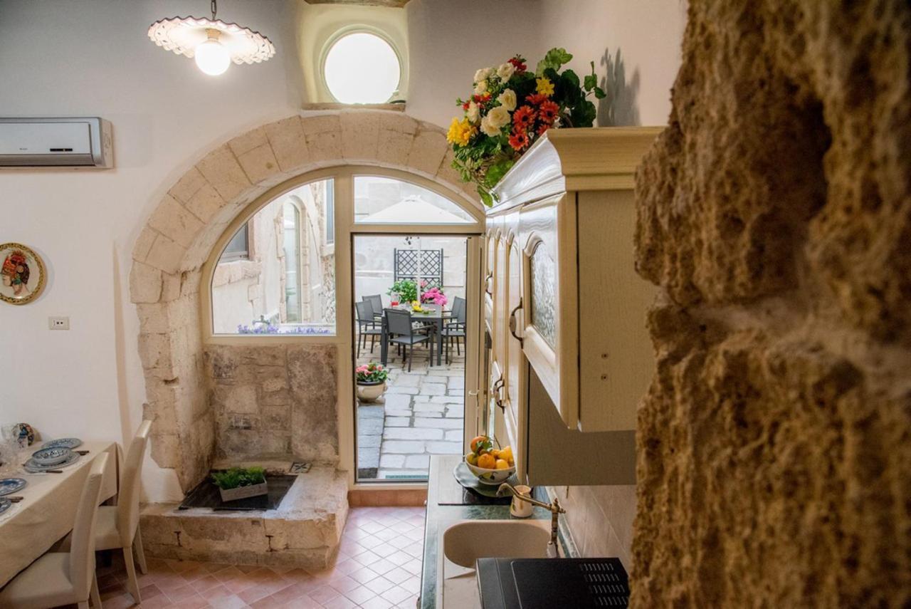 Ortigia Ancient House 2