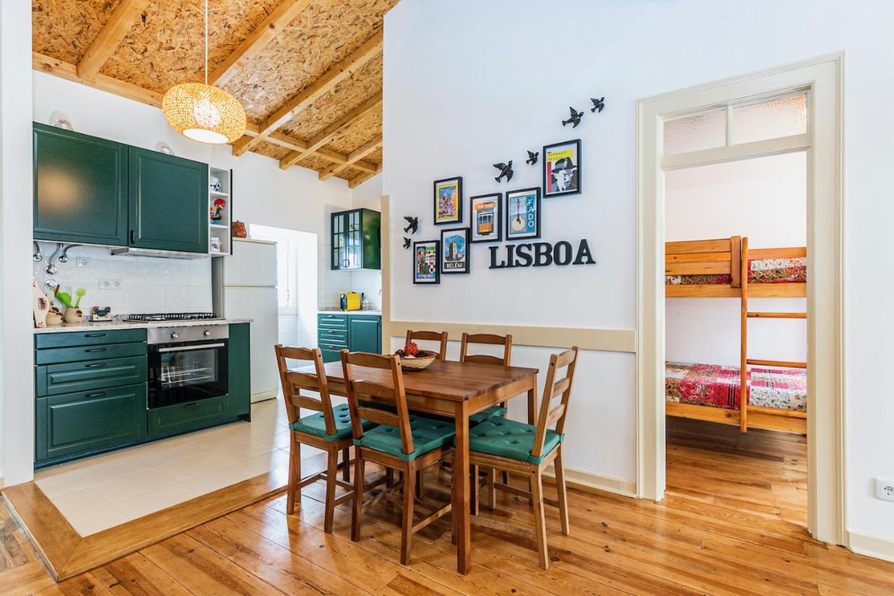 Moderno Apartamento Em Bairro Tipico Lisboeta