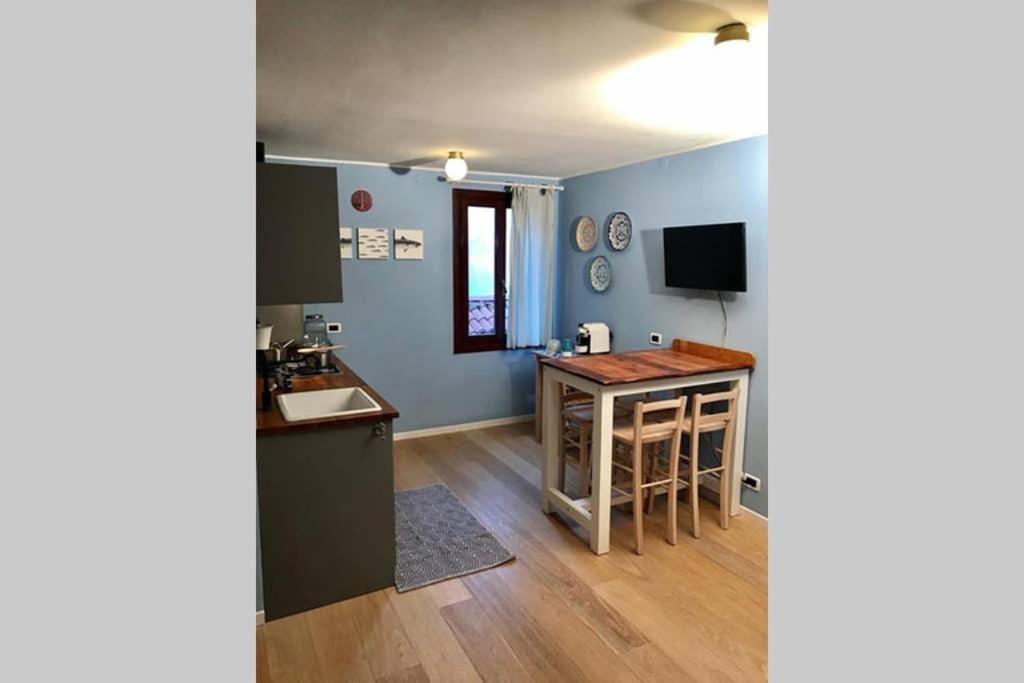Blue George Apartment 1