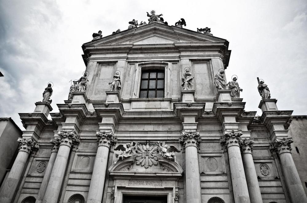 Appartamento Grazioso E Centrale 1