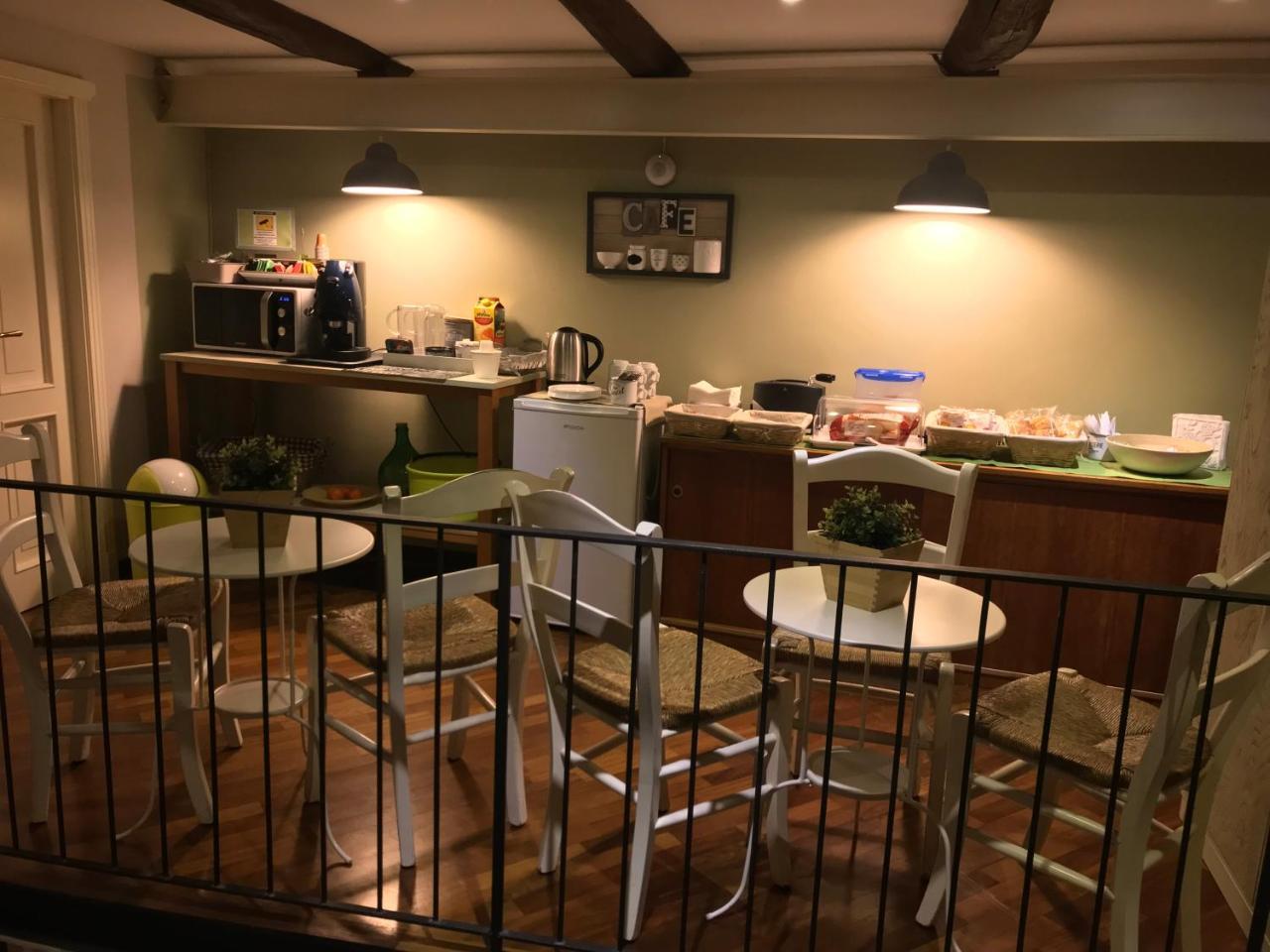 Bed And Breakfast Palazzo Solimena 2