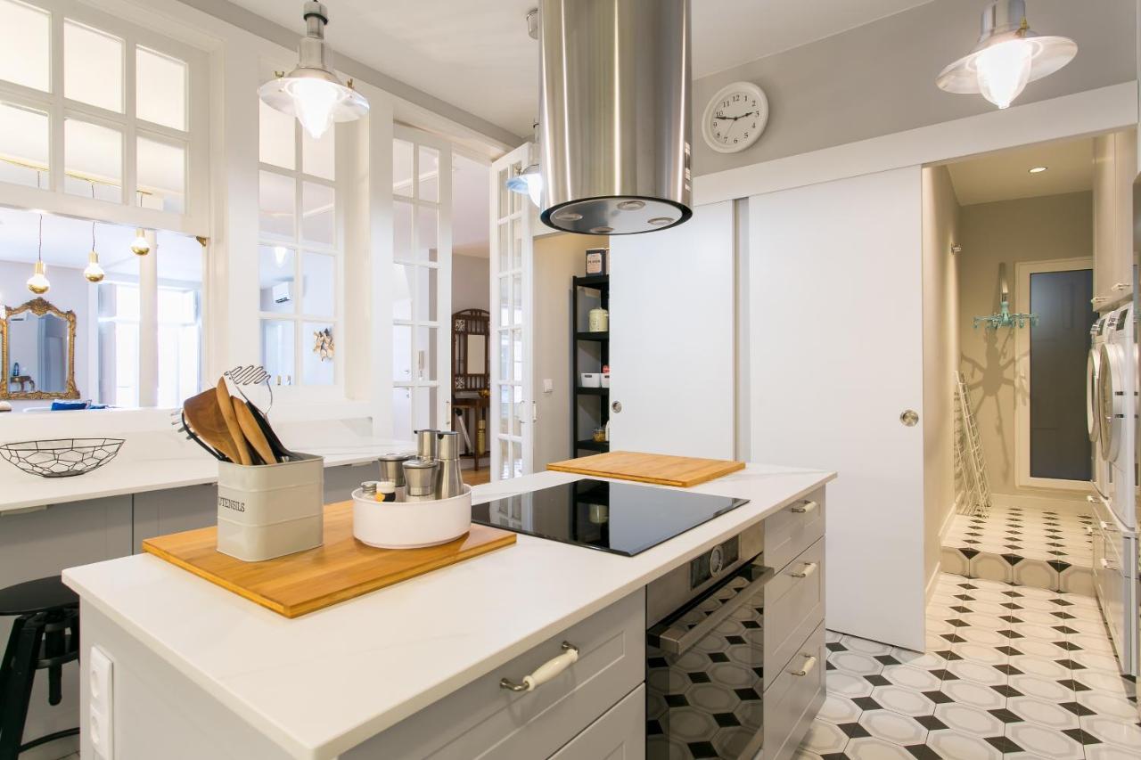 Chiado Deluxe Gem 4bdr Amazing Apartment 1