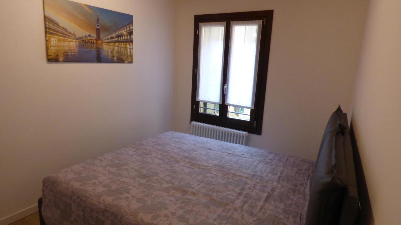 Casa Moderna a Due Passi Da Rialto 1