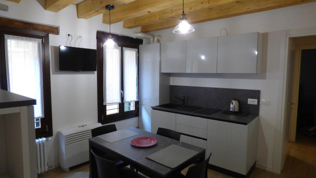 Casa Moderna a Due Passi Da Rialto 2