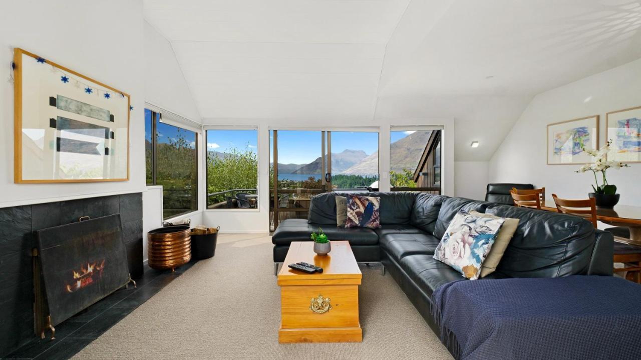 Earnslaw Central Views B 1