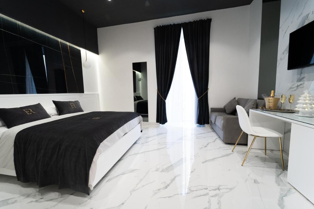 Elite Rooms