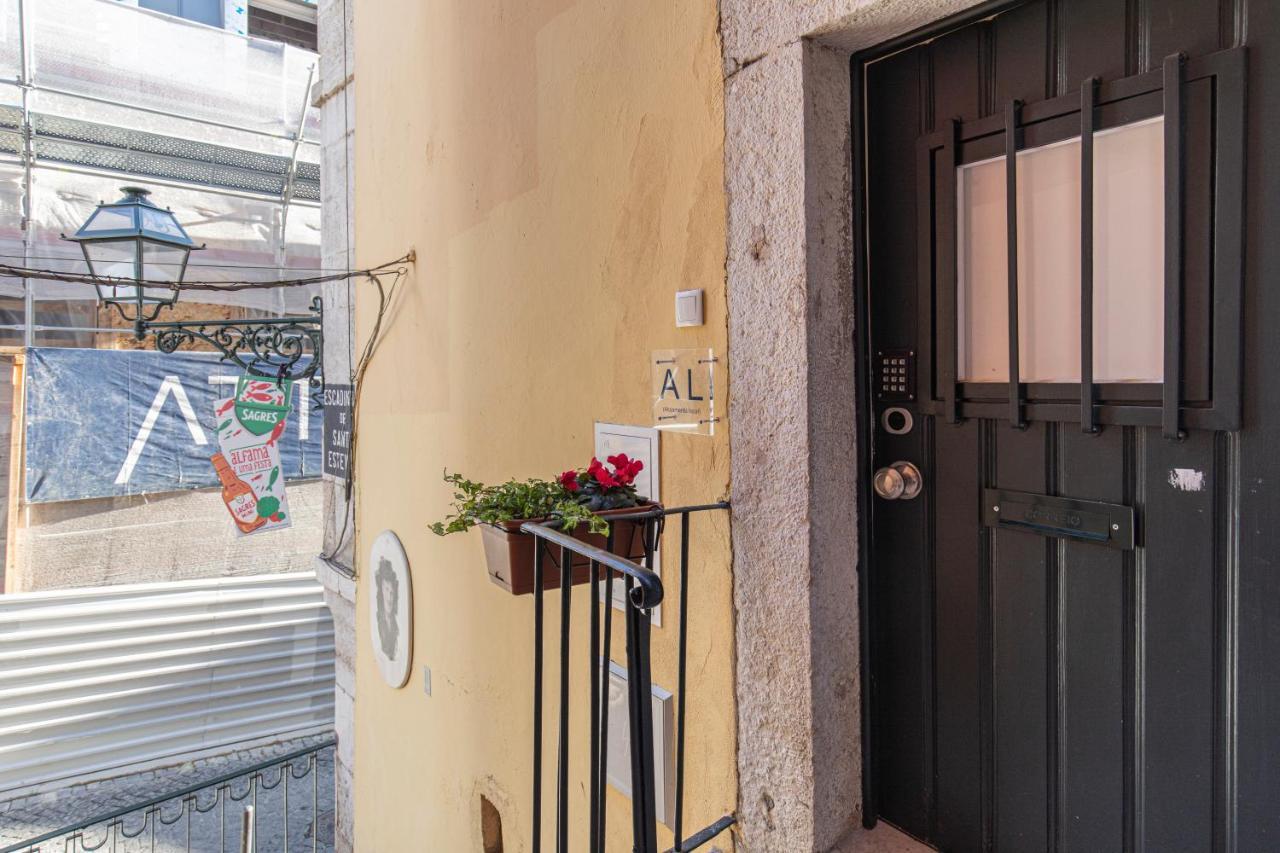 Studio in Alfama by Lucky Surface 1