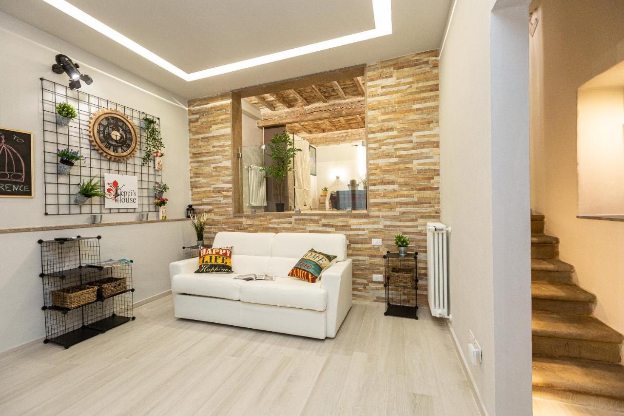 Geppi's Apartments