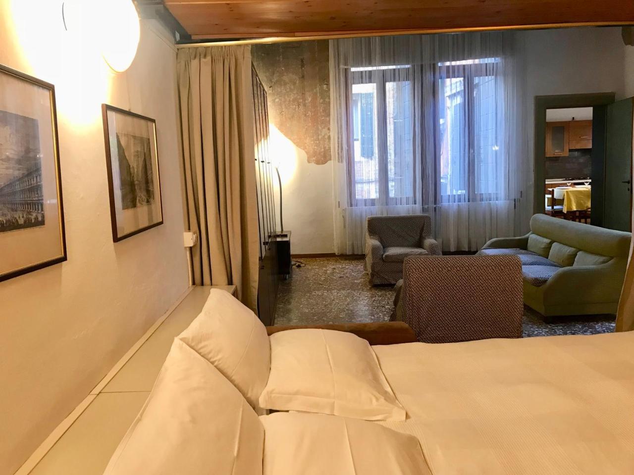 Melusina Apartments Rialto 1