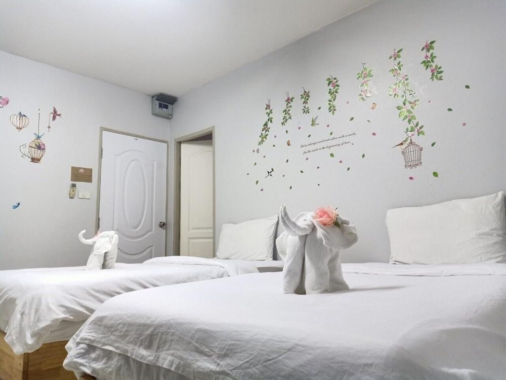 Ruamsab Apartment 1 1
