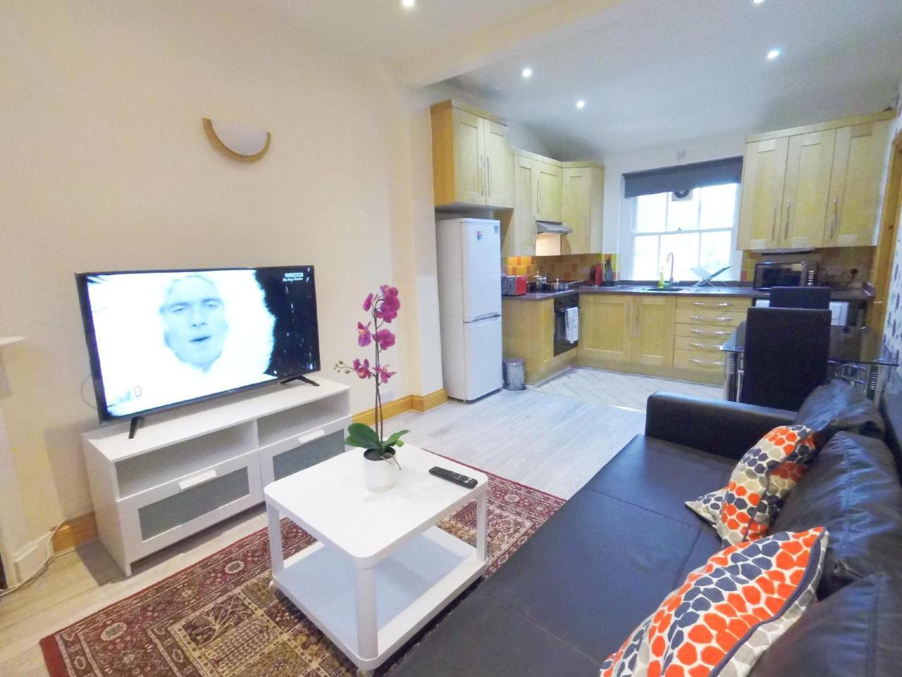Flat 2, 6 Tauton Mews in Marylebone