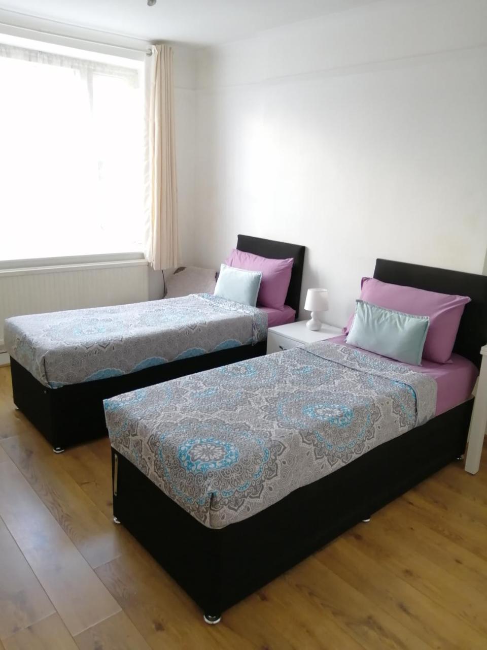 Dream Time Apartments-Aqua Suite 1