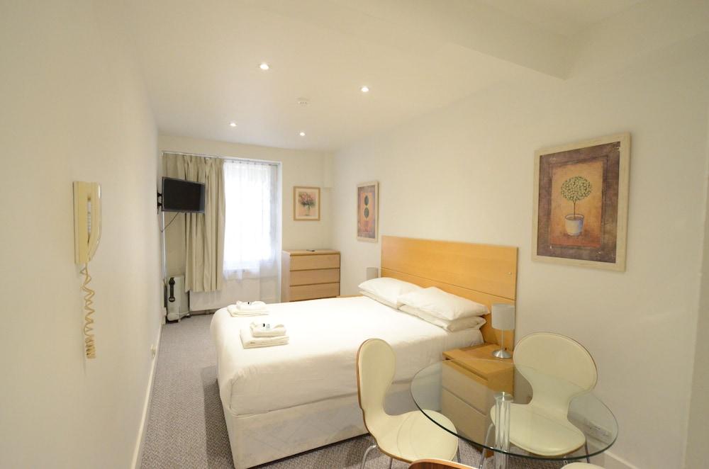 Amber Residence Hotel 1