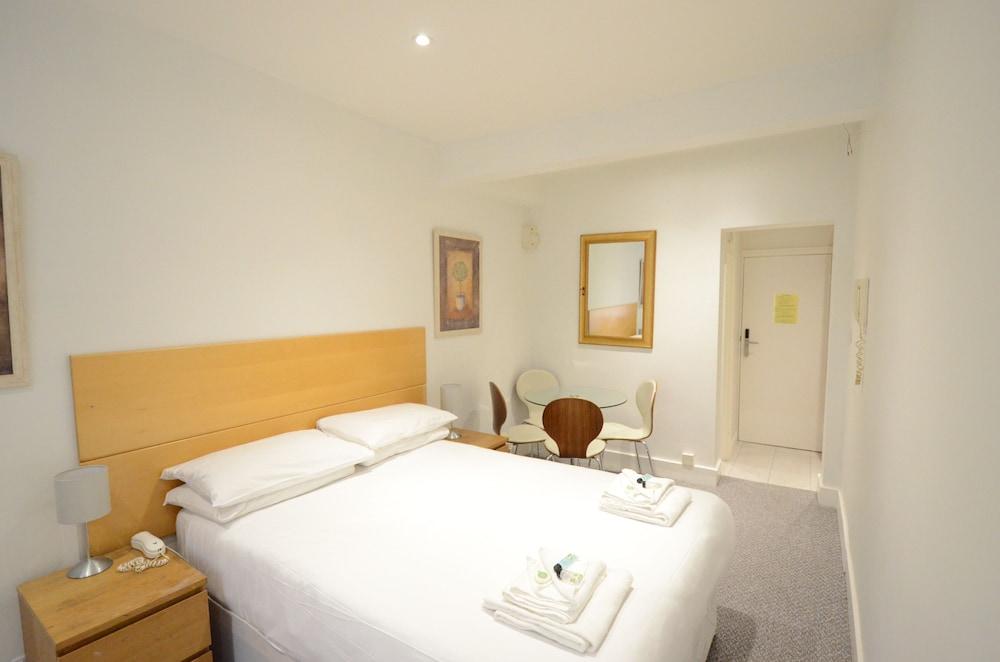 Amber Residence Hotel 2