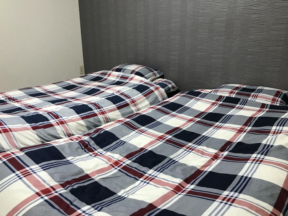 Gojo Sefi-Apartment 101