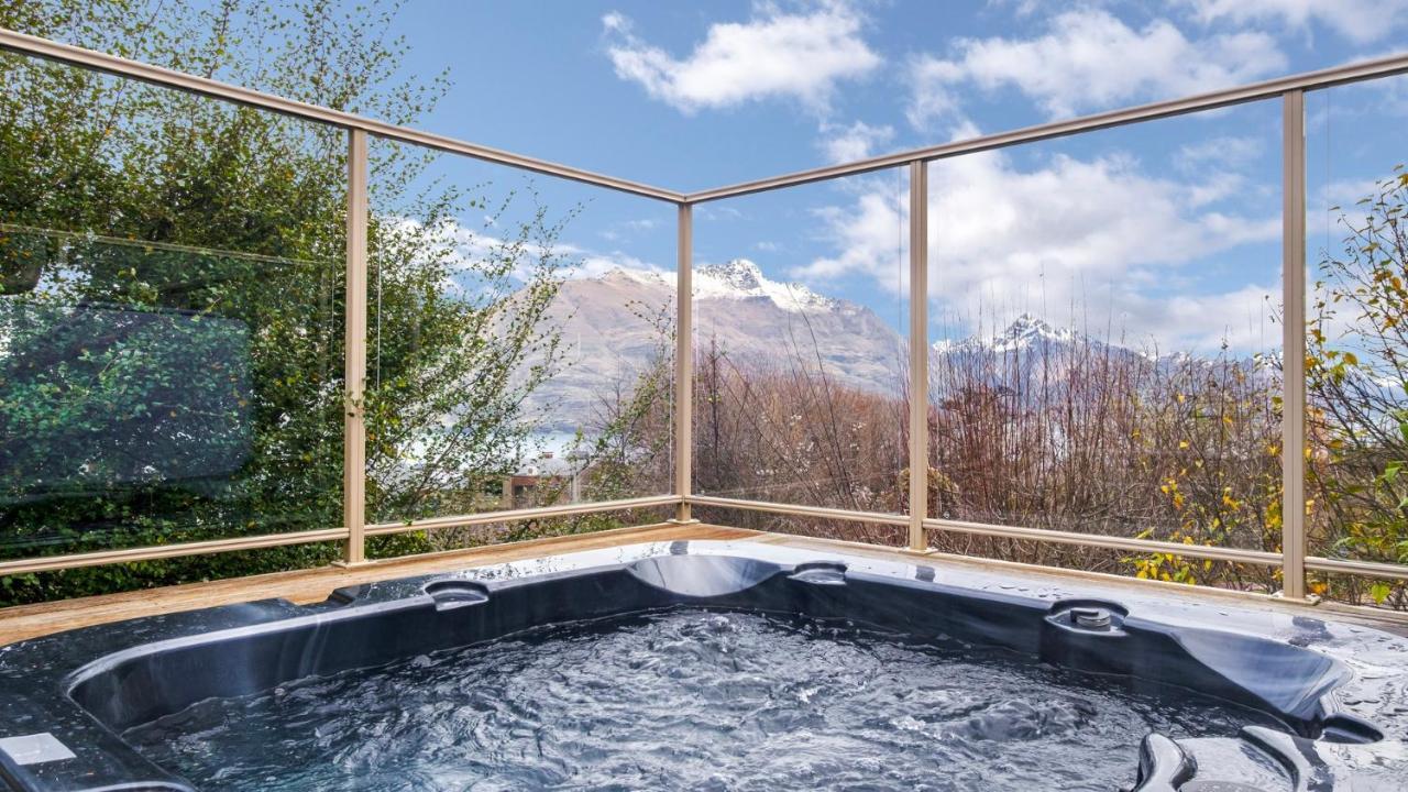 Vancouver SPA Views 1