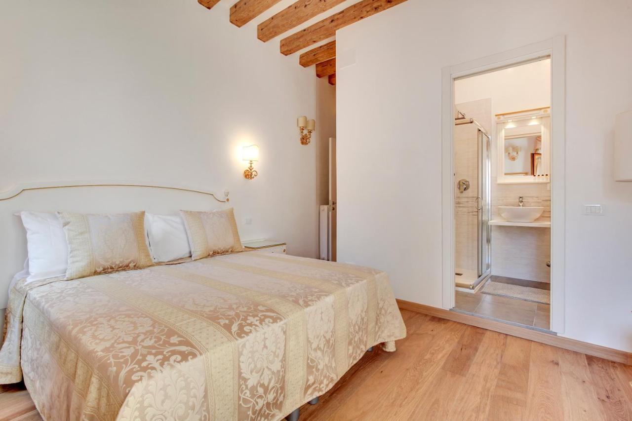 Nikki House 2