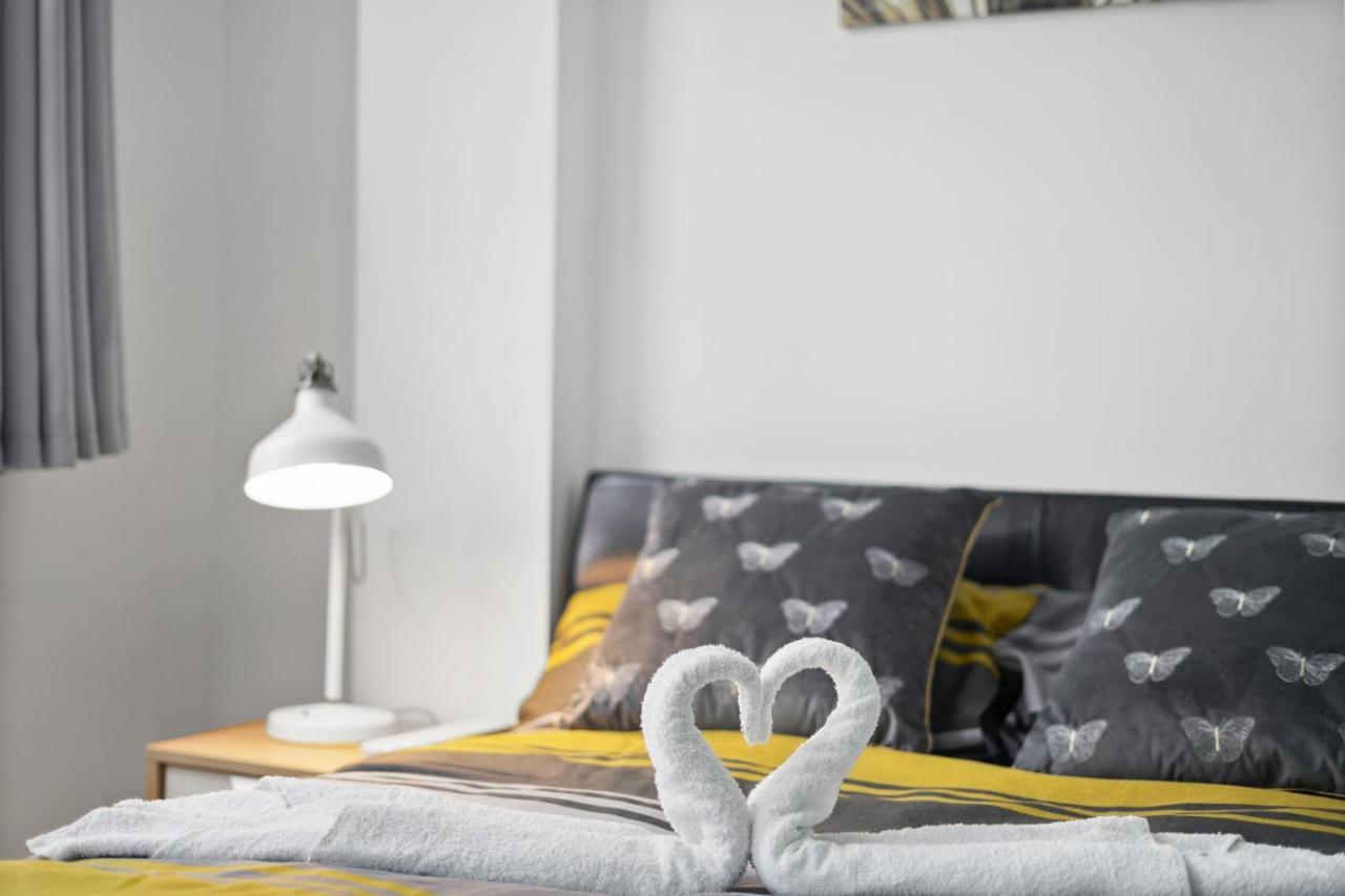 Studio in the Heart of the City - Aldgate Zone 1 2