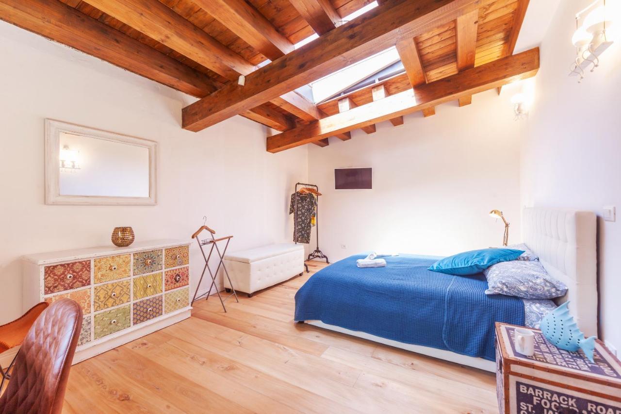 Vakalu-Piazza Duomo Charming Apartment 2