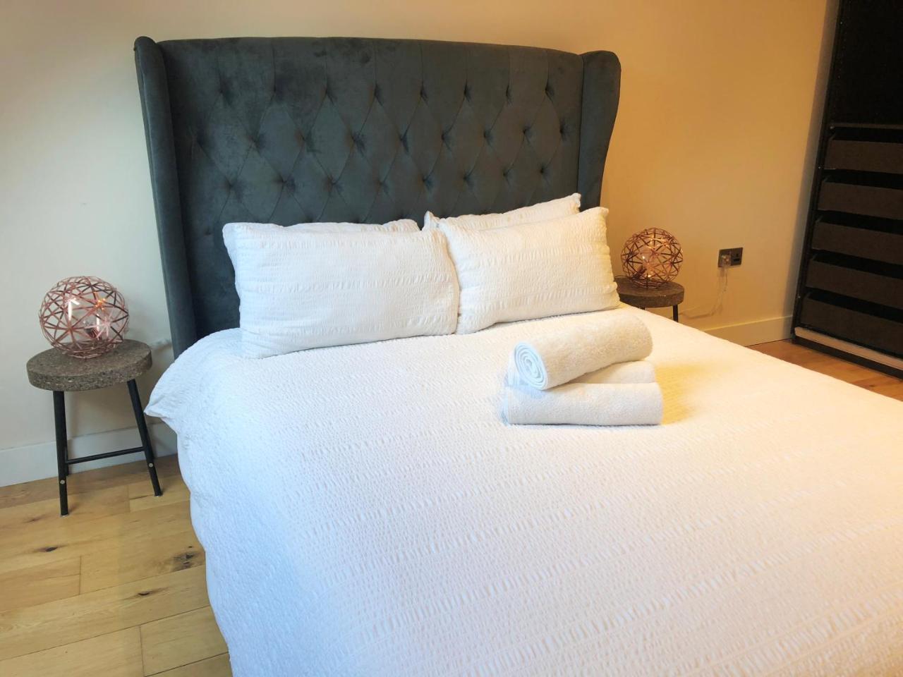 Shoreditch Place 1