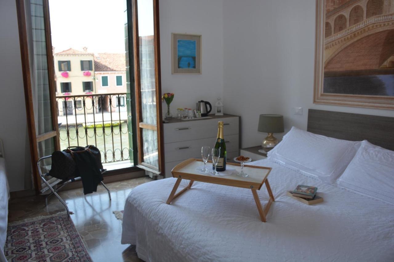 Venezia Canal View 1