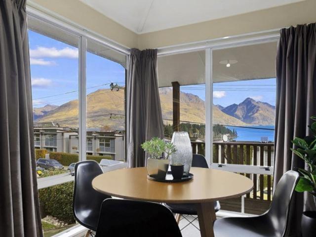 Ultimate Convenience, Walk-To-Town Townhouse