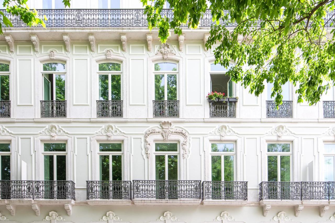 Liberdade 12 by the Good Neighbour in Lisbon