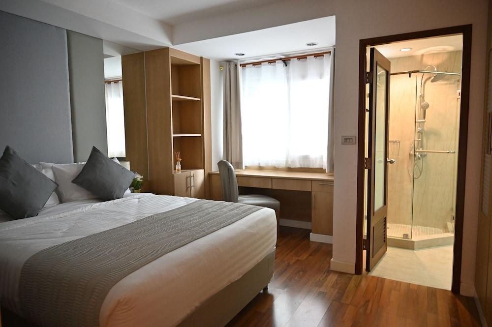 Jj Suites - Your Home on 11 1