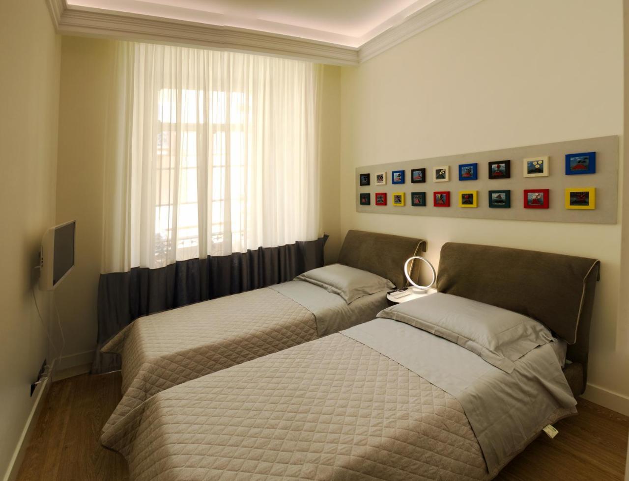 Fafgrandsuitenapoli 1