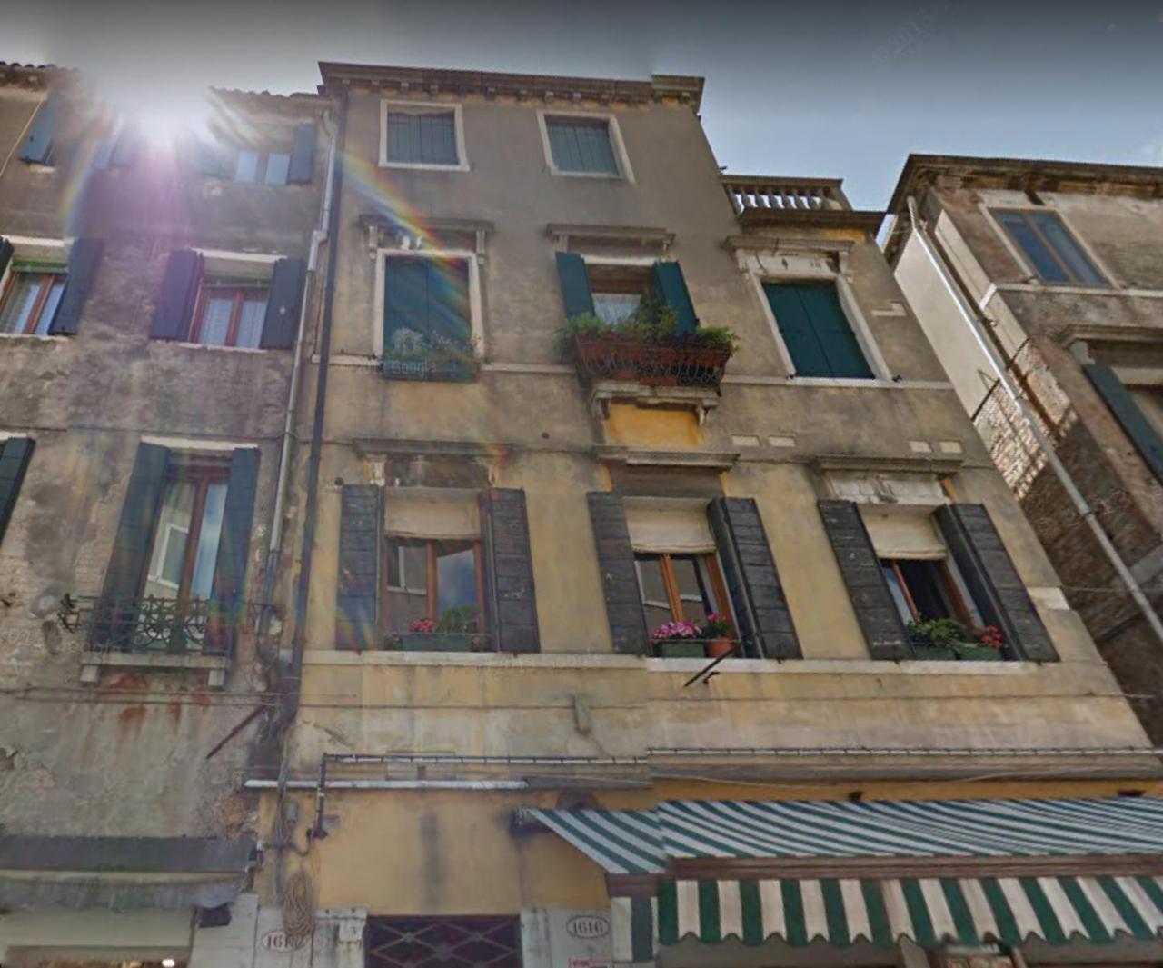 Classy Venice 1