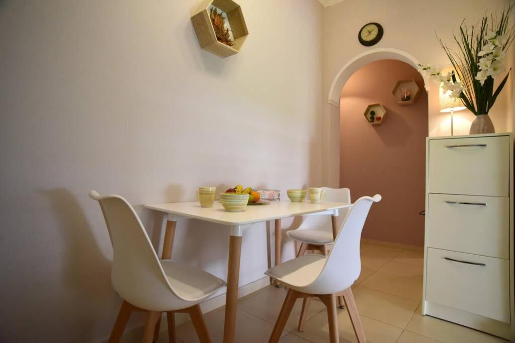 Nasia's House