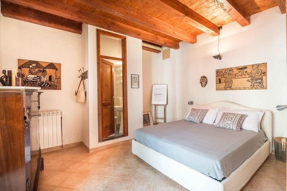 Nice Apartment in Palazzo Vatticani 1
