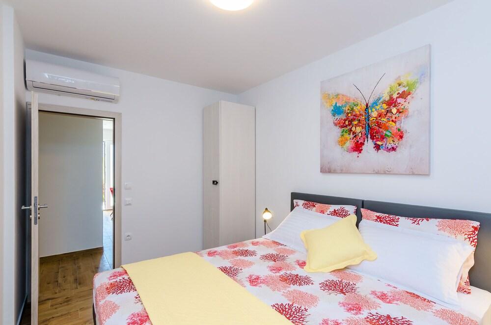 Apartment Moon River 2