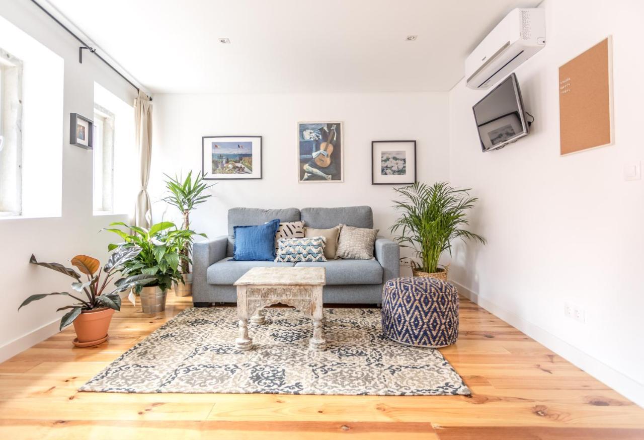 Lx Design Apartment Near Congress Center
