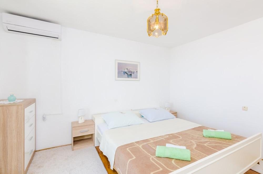 Rooms Nikola 1