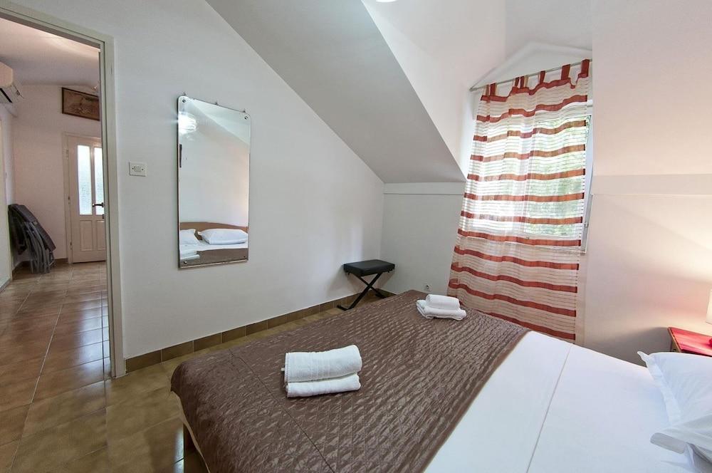 Apartment Niki 2