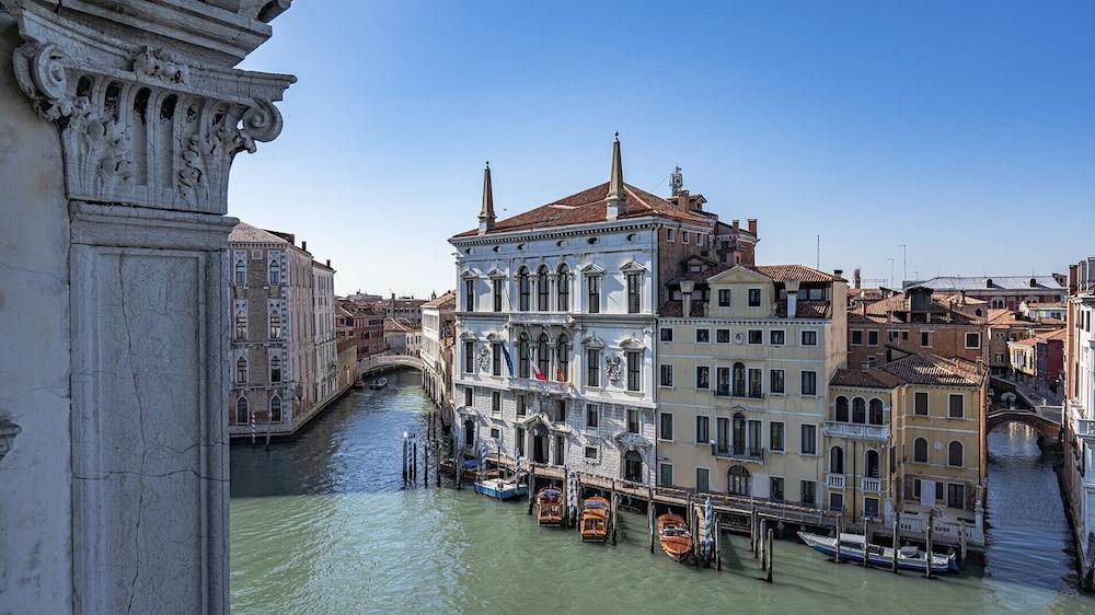 Ca' Del Mercante Grand Canal