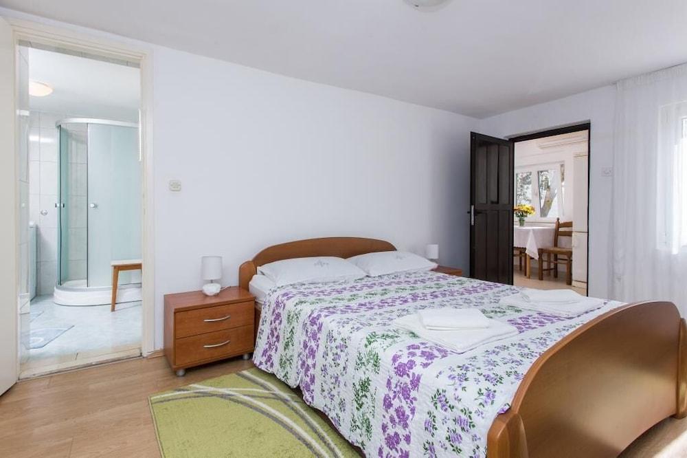 Apartment Nadalina 1