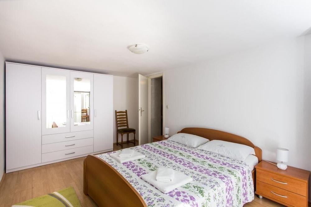 Apartment Nadalina 2