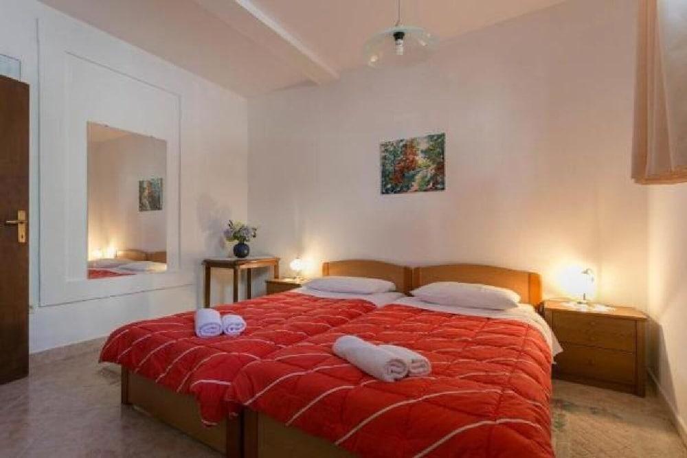 Apartment Anita Gruz 1