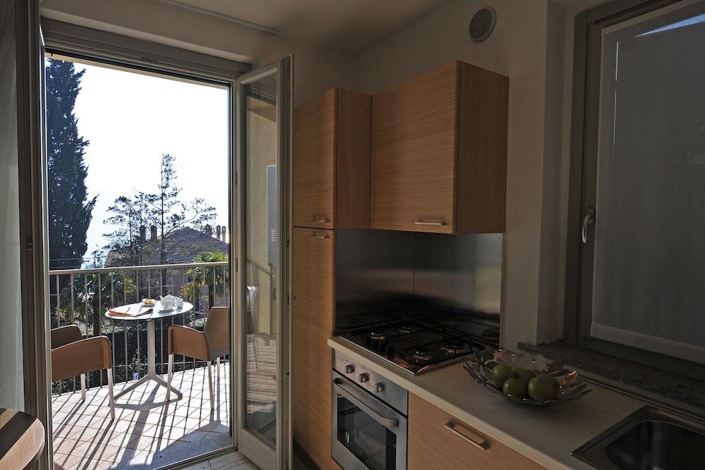 Belvedere Apt. 4 1