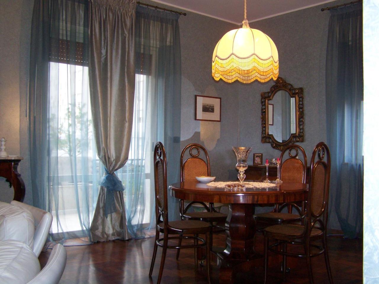Mamma Mary Apartment