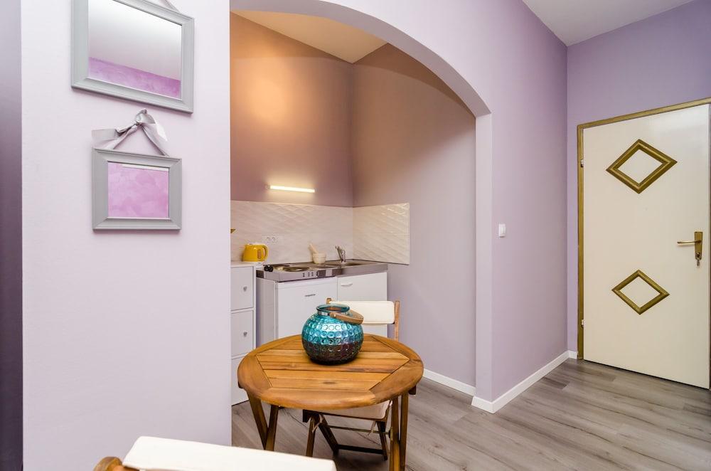 Apartment Tenega 1