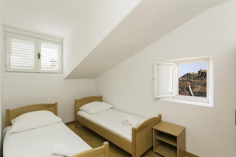 Apartment Sun 1