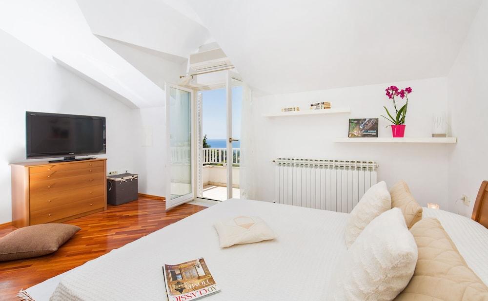 Villa Mia 1