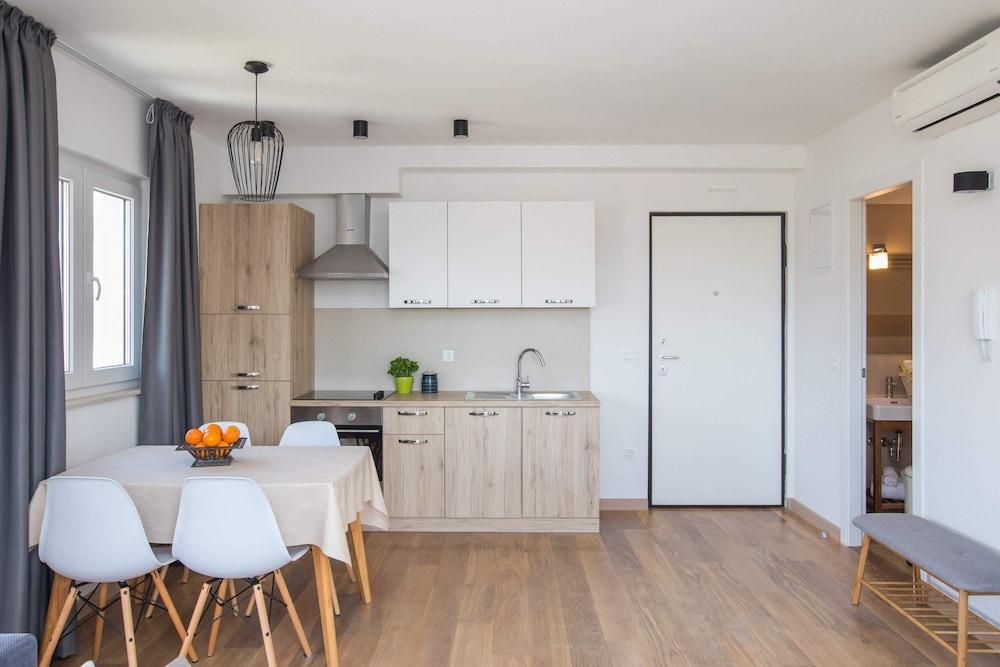 Apartment Navis 2