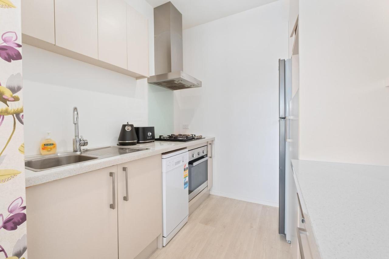 Brookside Gem - Modern 2 Bedroom Apartment 1