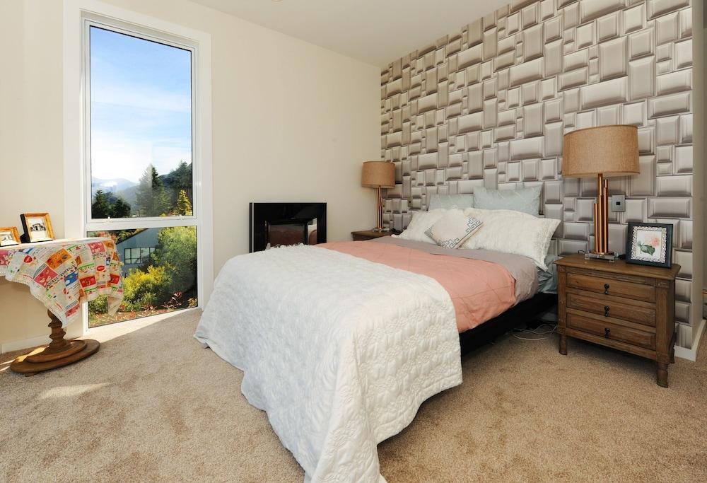 Dh Lakeview Villa 2