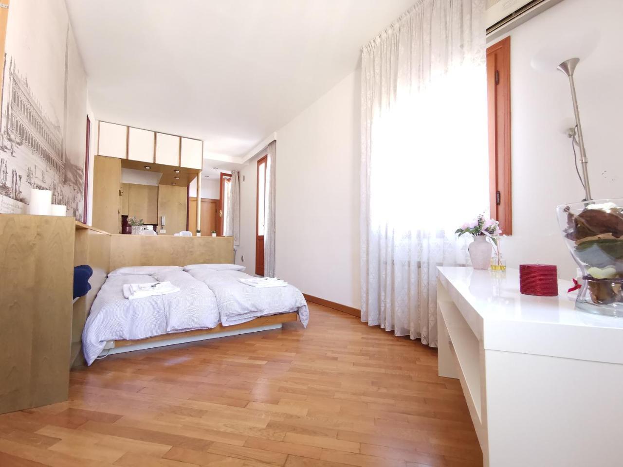 Cannaregio Apartment