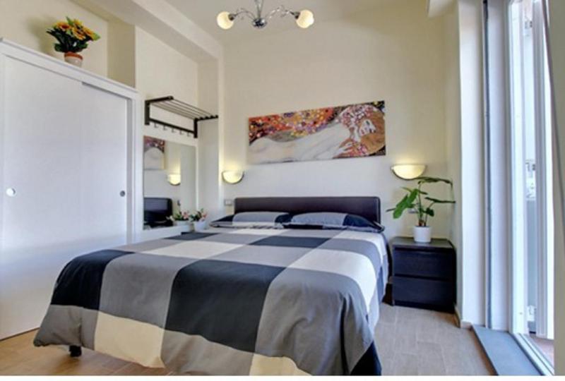 Ponte Vecchio Appartment 1